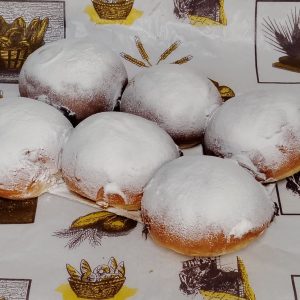 Bolas de cacao y azucar